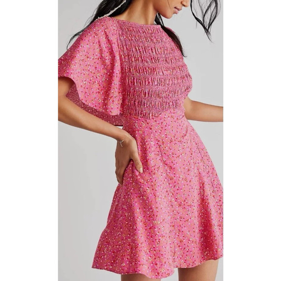 NEW FREE PEOPLE PINK FEMME COMBO FLORENCE SMOCKED LACE UP BACK MINI DRESS SZ S - Picture 2 of 7